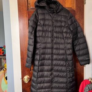 Eddie Bauer Women's Black Puffer Parka